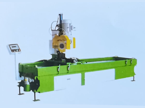 Online vertical pipe cutting machine