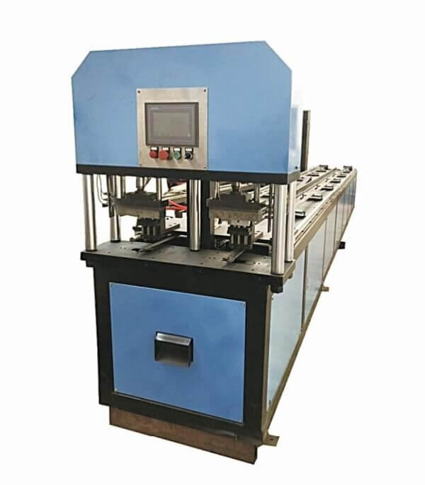 Servo feeding punching machine