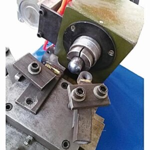 Sealing machine