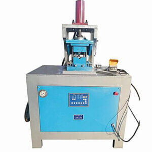 Hydraulic corner cutting machine
