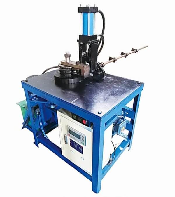 Hydraulic clamping pipe bender